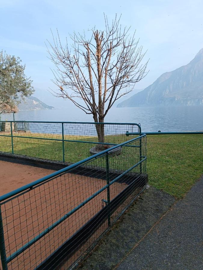 Studio Zu - Lakeside Apartment Рива-ді-Сольто Екстер'єр фото